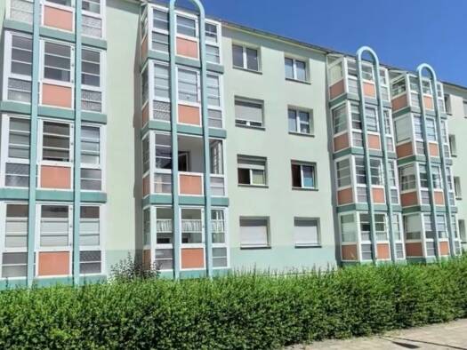 Wohnung zum Kauf 39.500 € 3 Zimmer 60 m² 2 Geschosse frei ab sofort Fuhrstraße 5 Zerbst Zerbst/Anhalt 39261