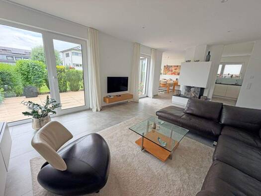 Einfamilienhaus zum Kauf provisionsfrei 1.260.000 € 5 Zimmer 170 m² 551 m² Grundstück Oberjosbach Niedernhausen 65527