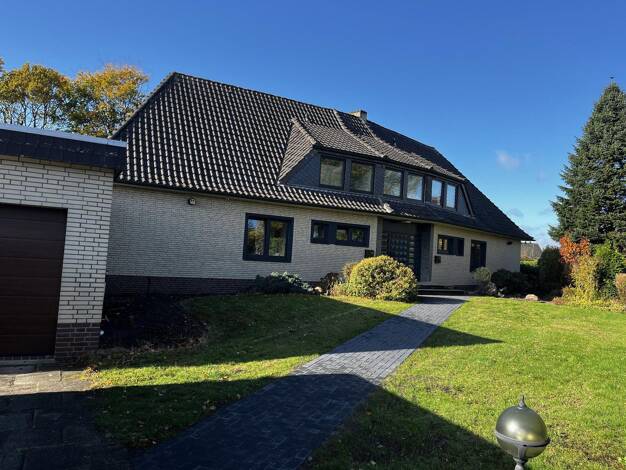 Doppelhaushälfte zur Miete 1.695 € 5 Zimmer 141 m² 800 m² Grundstück frei ab 01.10.2026 Am Hombach 11 Erichshof Weyhe 28844