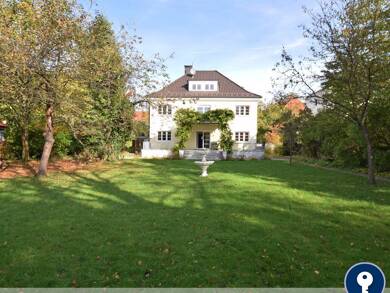 Einfamilienhaus zur Miete 5.200 € 8 Zimmer 290 m² 1.300 m² Grundstück frei ab 01.09.2025 München 80686