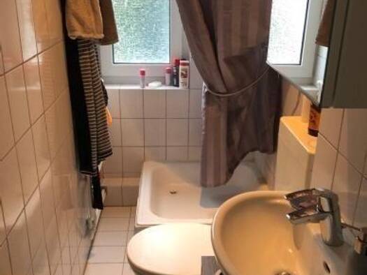 Studio zur Miete 235 € 1 Zimmer 27 m² 1. Geschoss Vegesacker Straße Westend Bremen 28217