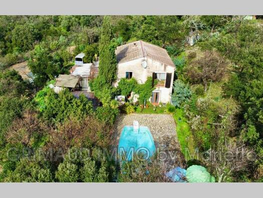 Haus zum Kauf 1.050.000 € 7 Zimmer 170 m² 5.000 m² Grundstück Grimaud 83310