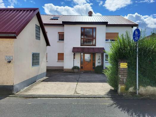 Mehrfamilienhaus zum Kauf 498.000 € 12 Zimmer 366 m² 966 m² Grundstück Wächtersbach Wächtersbach 63607