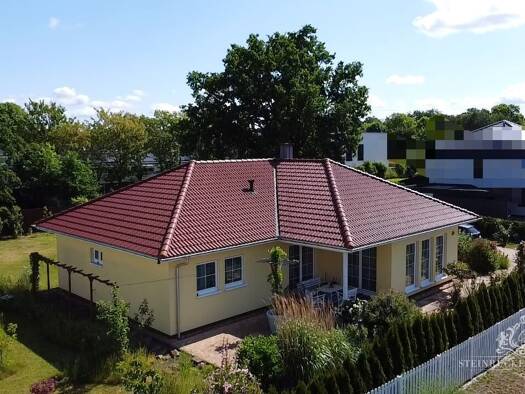 Haus zum Kauf 409.000 € 4 Zimmer 129 m² 1.246 m² Grundstück Hoyerswerda Hoyerswerda 02977