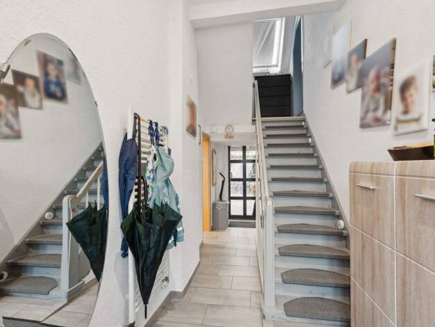 Reihenmittelhaus zum Kauf 475.000 € 4 Zimmer 117,4 m² 183 m² Grundstück Hassels Düsseldorf 40599