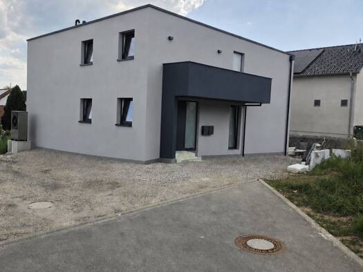 Loft zur Miete 1.400 € 3 Zimmer 115 m² frei ab sofort Vollmaringen Nagold 72202