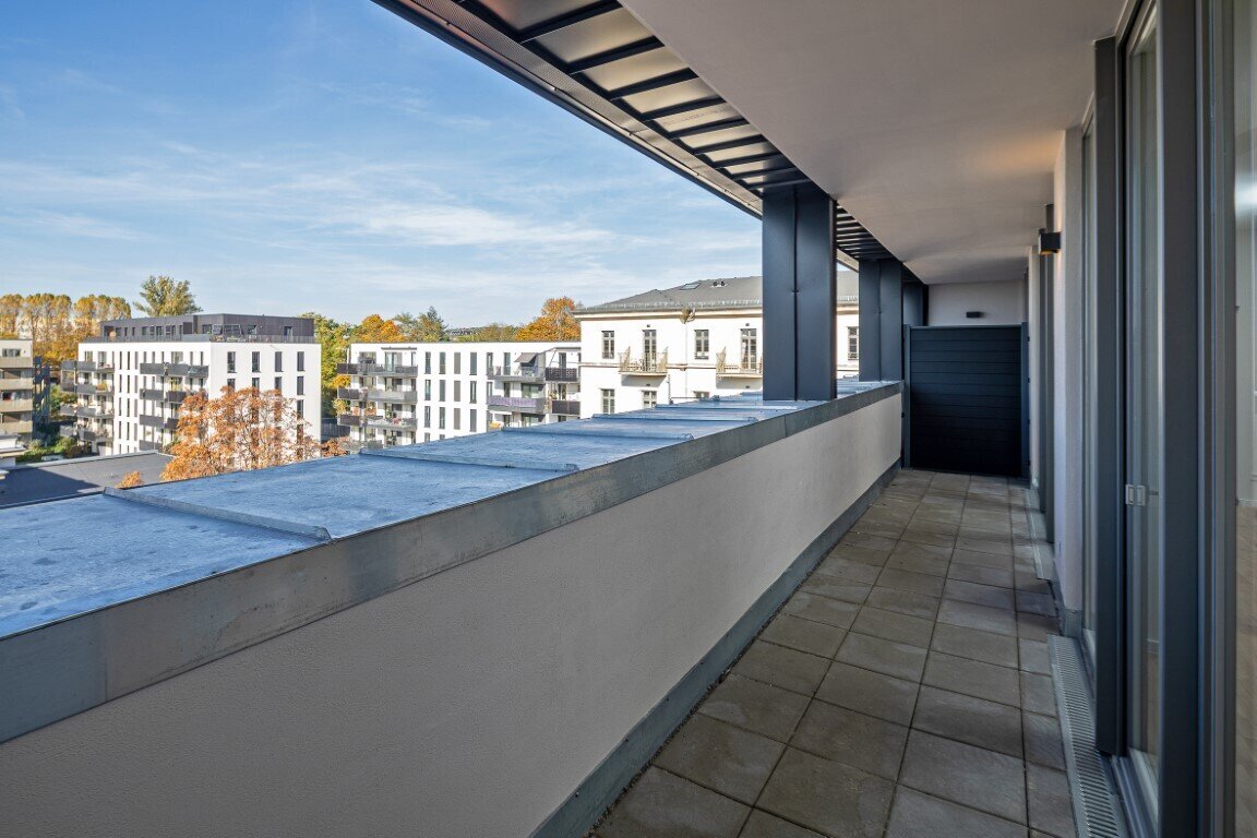 Wohnung zur Miete 1.690 € 5 Zimmer 190 m²<br/>Wohnfläche 3.<br/>Geschoss ab sofort<br/>Verfügbarkeit Königsbrücker Straße 119 e Hellersiedlung Dresden 01099