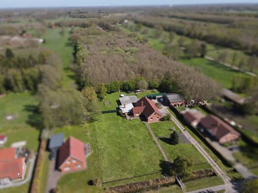Einfamilienhaus zum Kauf provisionsfrei 485.000 € 4 Zimmer 199,9 m² 32.647 m² Grundstück Idafehn Ostrhauderfehn 26842