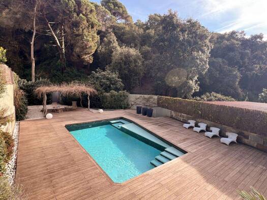 Einfamilienhaus zum Kauf provisionsfrei 580.000 € 7 Zimmer 526 m² Grundstück Arenys de Munt 08358