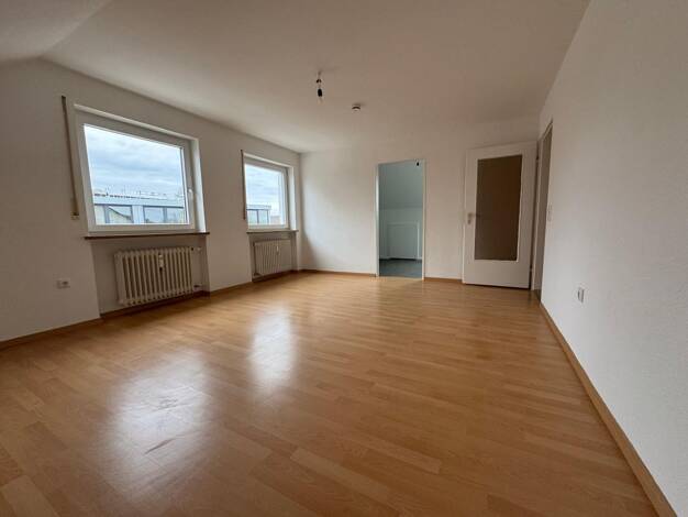 Wohnung zur Miete 540 € 2 Zimmer 45 m² 2. Geschoss frei ab sofort Gersthofen 86368
