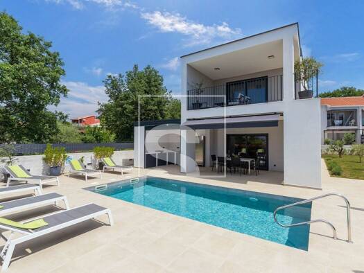 Einfamilienhaus zum Kauf 668.000 € 5 Zimmer 510 m² Grundstück Poreč 52440