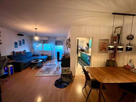 Wohnung zur Miete 1.000 € 3 Zimmer 83 m² Geschoss 1/3 frei ab 01.12.2026 Freilassing Freilassing 83395