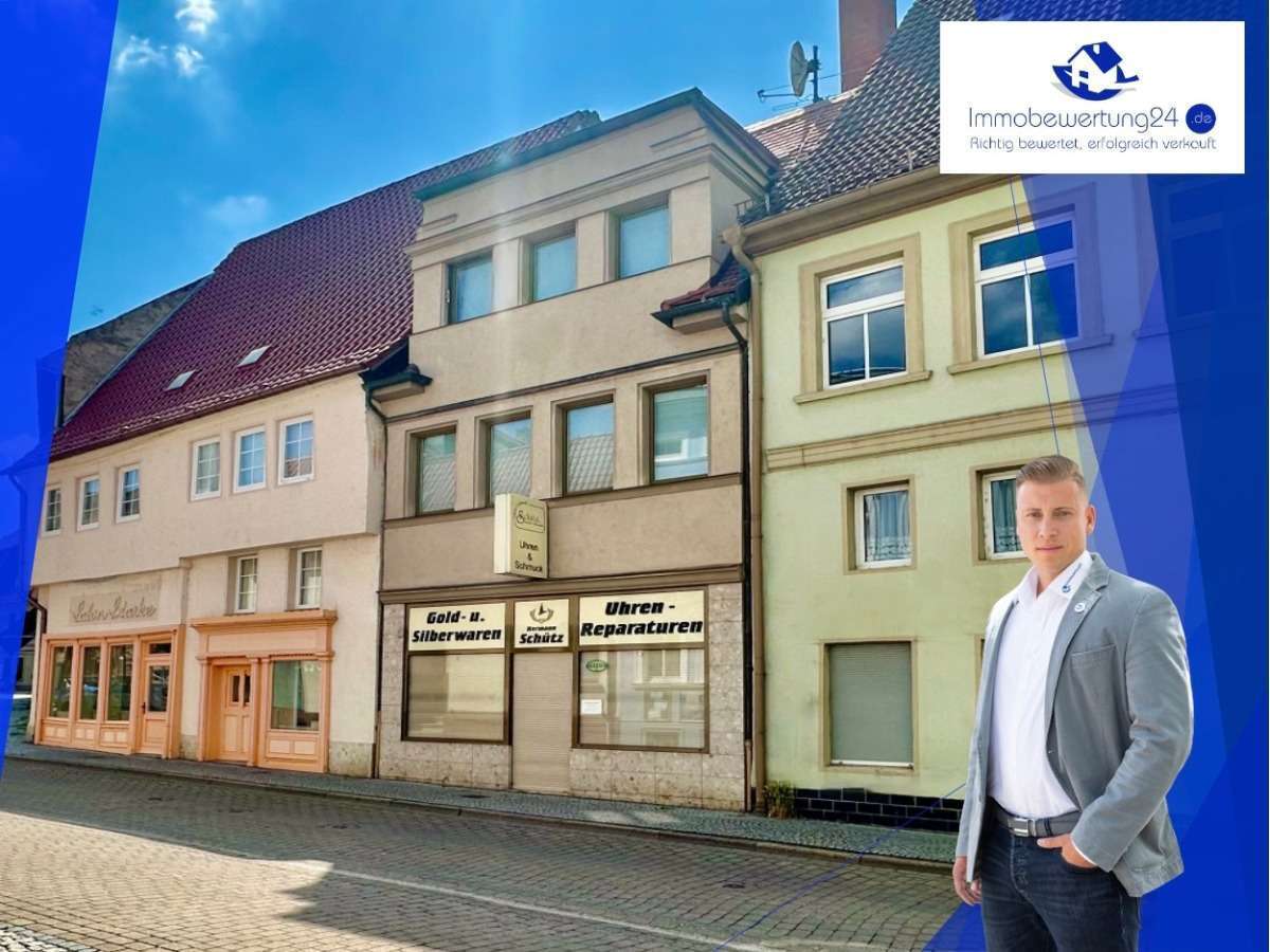 Reihenmittelhaus zum Kauf 69.000 € 6 Zimmer 180,5 m²<br/>Wohnfläche 72 m²<br/>Grundstück Calbe Calbe 39240