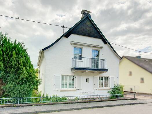 Einfamilienhaus zum Kauf 389.000 € 4 Zimmer 110 m² 335 m² Grundstück Rengsdorf 56579