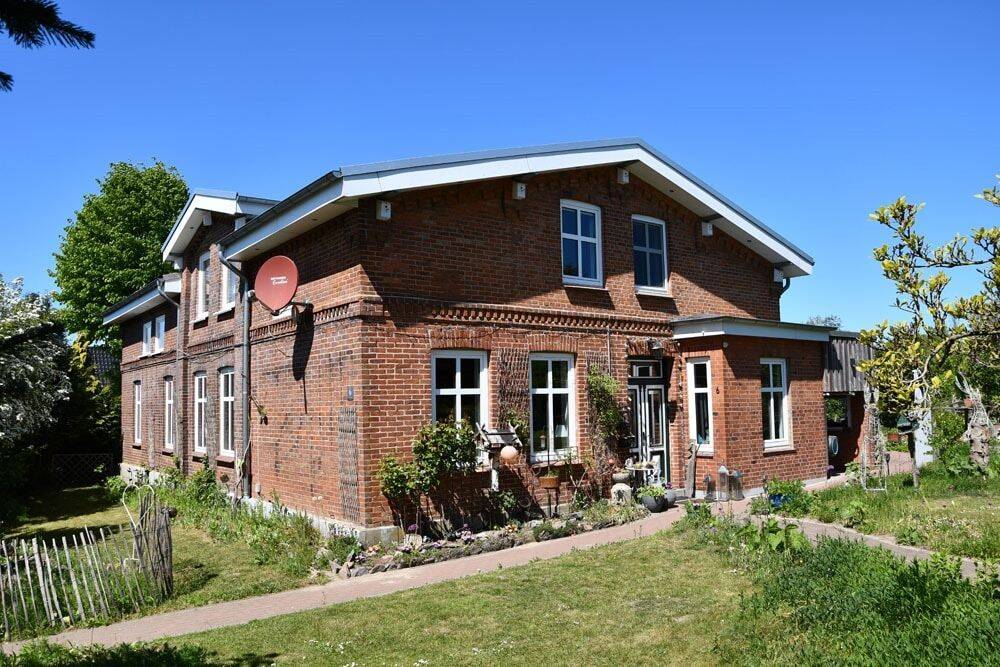 Immobilie in Ahrensbök - Tolles Bauernhaus in ruhiger, ländlicher Lage mit Charme - Bild 2
