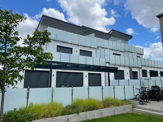 Haus zum Kauf provisionsfrei 759.000 € 5 Zimmer 220 m² 243 m² Grundstück frei ab sofort Zirndorf 90513