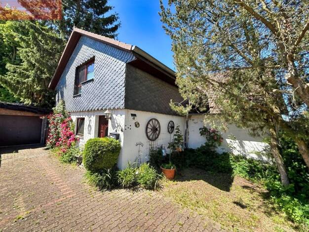 Doppelhaushälfte zum Kauf 375.000 € 4 Zimmer 135 m² 598 m² Grundstück Mittelfeld Hannover 30539