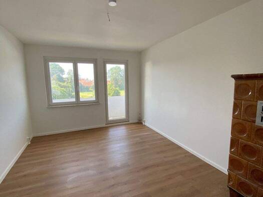 Wohnung zur Miete 300 € 1 Zimmer 32,2 m² EG frei ab sofort Dennewitzer Straße 4 Jüterbog Jüterbog 14913