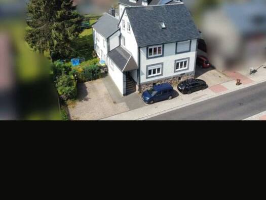 Wohnung zur Miete 325 € 2 Zimmer 47 m² Geschoss 1/3 frei ab 01.04.2026 Frauenwald 98694