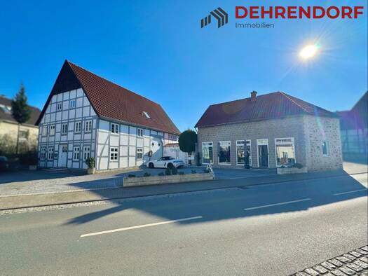 Haus zum Kauf 549.500 € 8 Zimmer 238 m² 734 m² Grundstück Brake Lemgo / Brake 32657