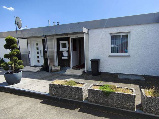 Reihenmittelhaus zum Kauf provisionsfrei 300.000 € 4 Zimmer 99 m² 188 m² Grundstück Oberelchingen Elchingen 89275