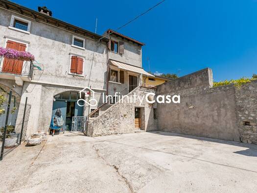Bauernhaus zum Kauf 279.000 € 8 Zimmer 99,7 m² Caprino Veronese 37013