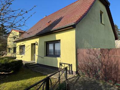 Bauernhaus zum Kauf 199.000 € 5 Zimmer 133 m² 6.400 m² Grundstück frei ab sofort Dargun Dargun 17159