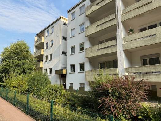 Wohnung zum Kauf 109.000 € 2 Zimmer 74 m² Geschoss 2/4 frei ab sofort Schafbrücke Saarbrücken 66121