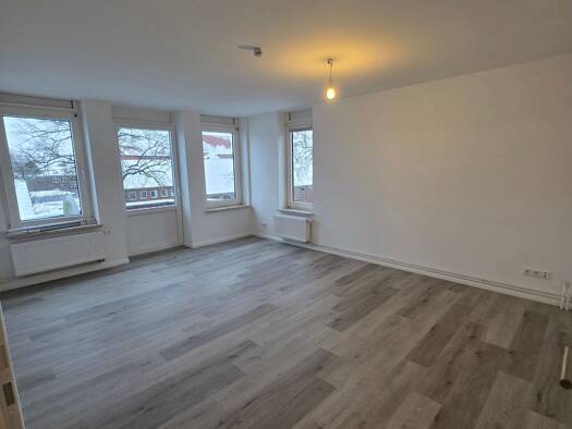Wohnung zur Miete 650 € 2 Zimmer 44 m² Geschoss 2/3 frei ab sofort Heide 25746