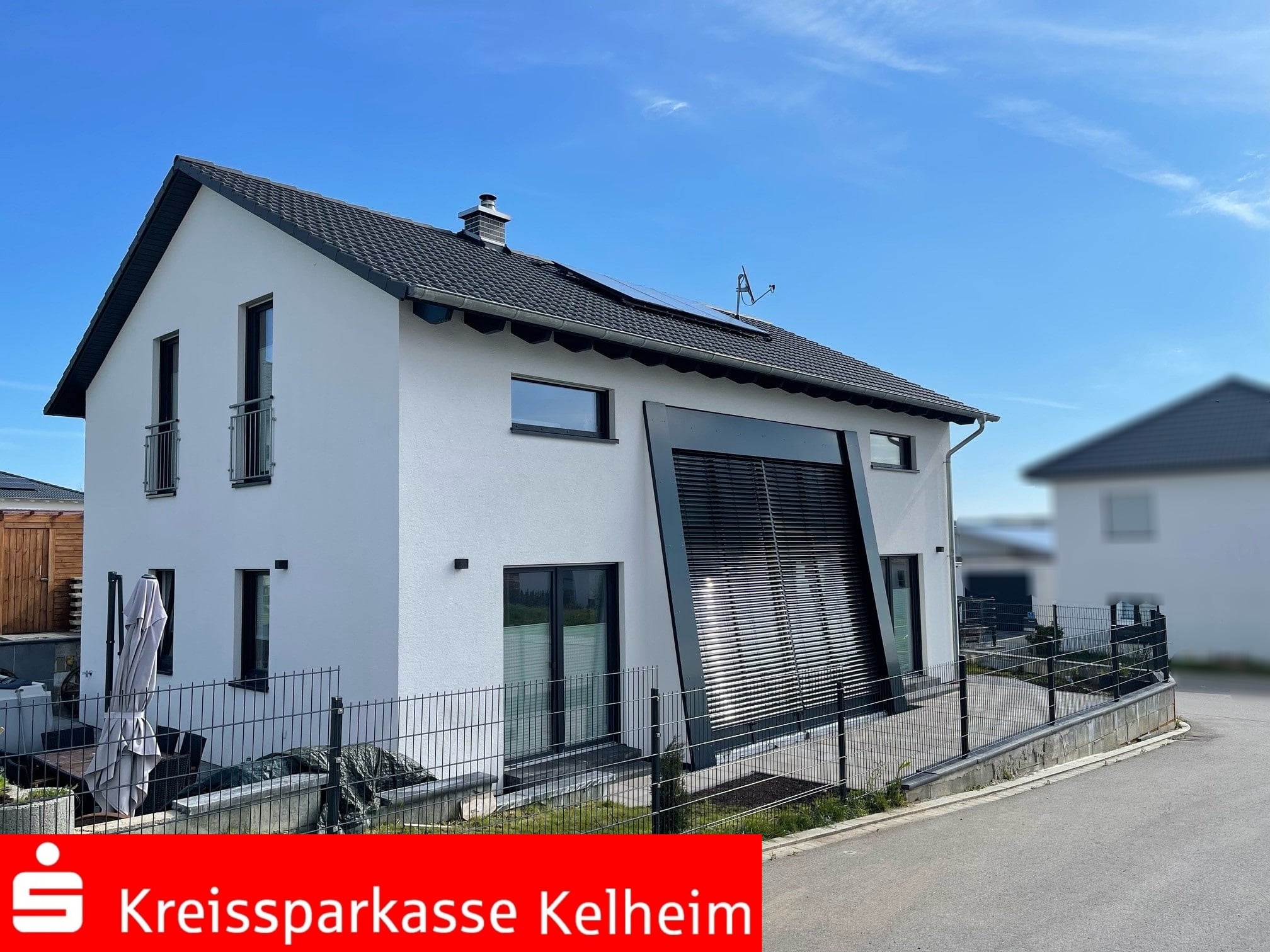 Einfamilienhaus zum Kauf 599.000 € 5 Zimmer 159 m²<br/>Wohnfläche 585 m²<br/>Grundstück ab sofort<br/>Verfügbarkeit Hienheim Neustadt 93333