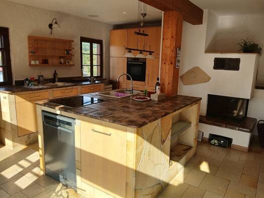Haus zum Kauf 699.000 € 14 Zimmer 536 m² 49.434 m² Grundstück Klosterbuch Leisnig 04703