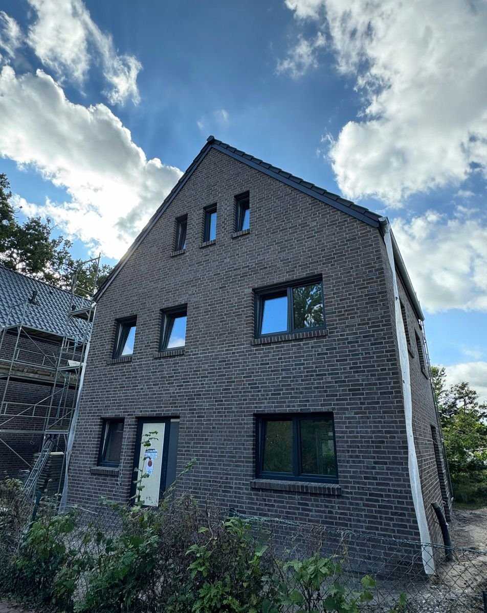 Einfamilienhaus zum Kauf 649.000 € 5 Zimmer 138,2 m²<br/>Wohnfläche 232 m²<br/>Grundstück An der Tonkuhle 4b Thomasburg Oldenburg 26131