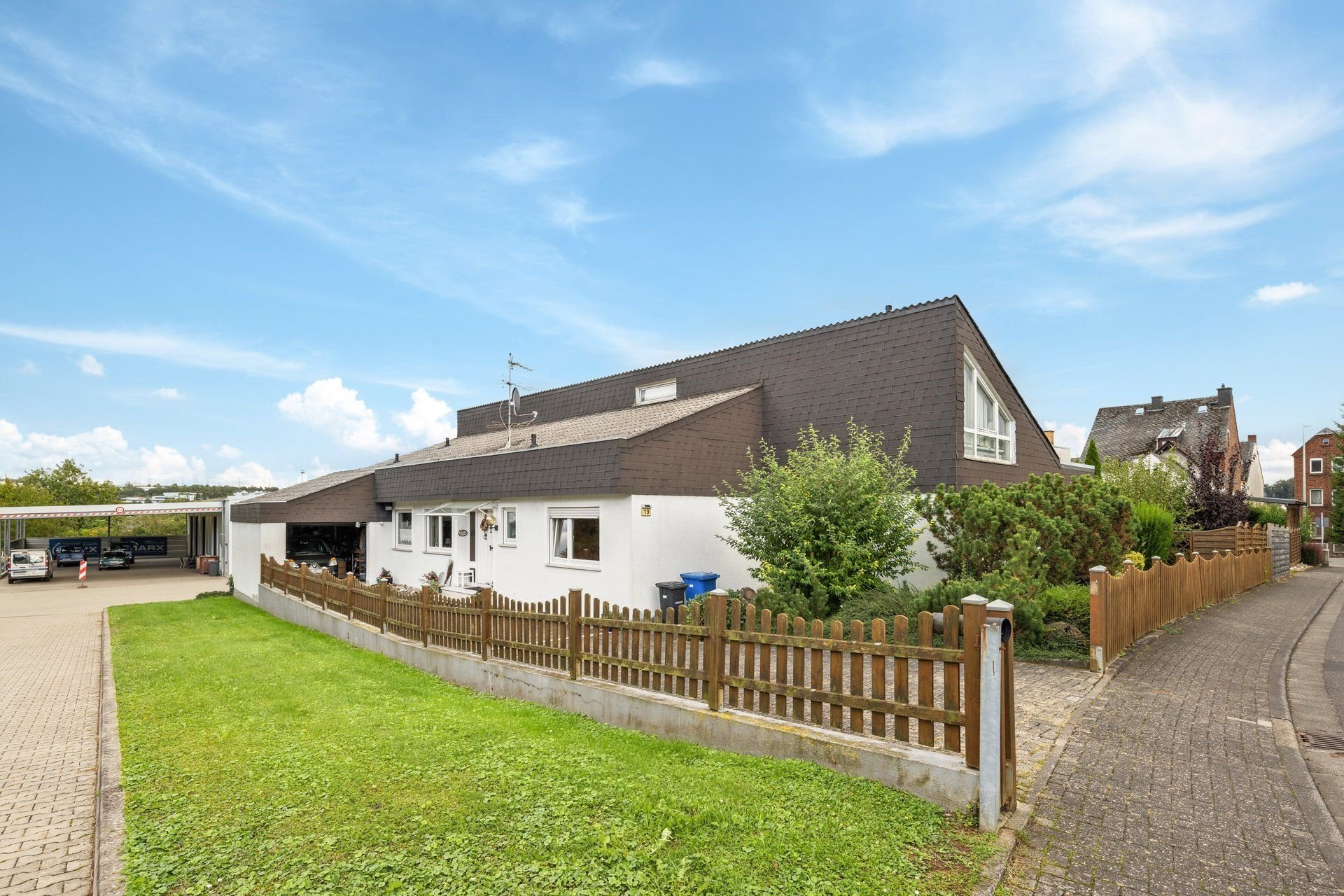 Einfamilienhaus zum Kauf 399.000 € 6 Zimmer 154 m²<br/>Wohnfläche 689 m²<br/>Grundstück Staffel Limburg an der Lahn 65556