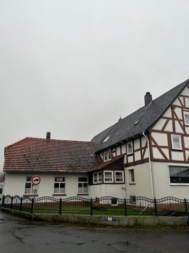 Mehrfamilienhaus zum Kauf 349.000 € 12 Zimmer 300 m² 1.200 m² Grundstück Homberg Homberg 34576