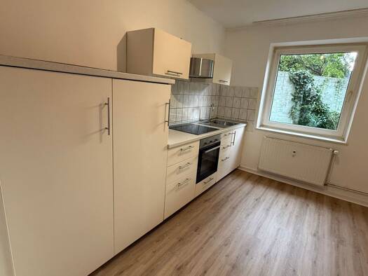 Wohnung zur Miete 550 € 2,5 Zimmer 55 m² Geschoss EG/4 frei ab sofort Altendorf Essen 45143