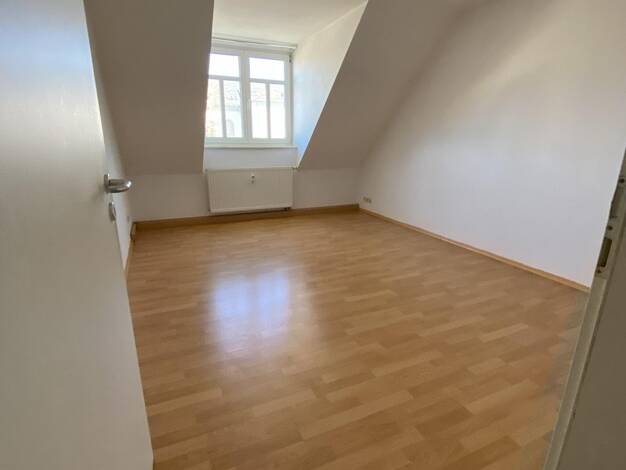 Wohnung zur Miete 300 € 2 Zimmer 39,2 m² 4. Geschoss Altenburger Straße 7 Schmölln 04626