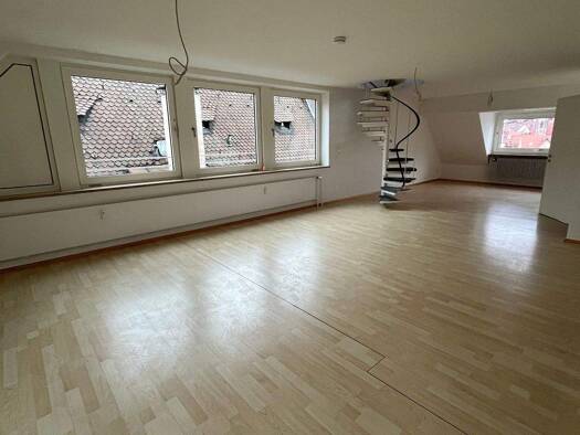 Wohnung zur Miete 850 € 2,5 Zimmer 96 m² 4. Geschoss frei ab sofort Adlerstrasse 10-12 Lorenz Nürnberg 90403