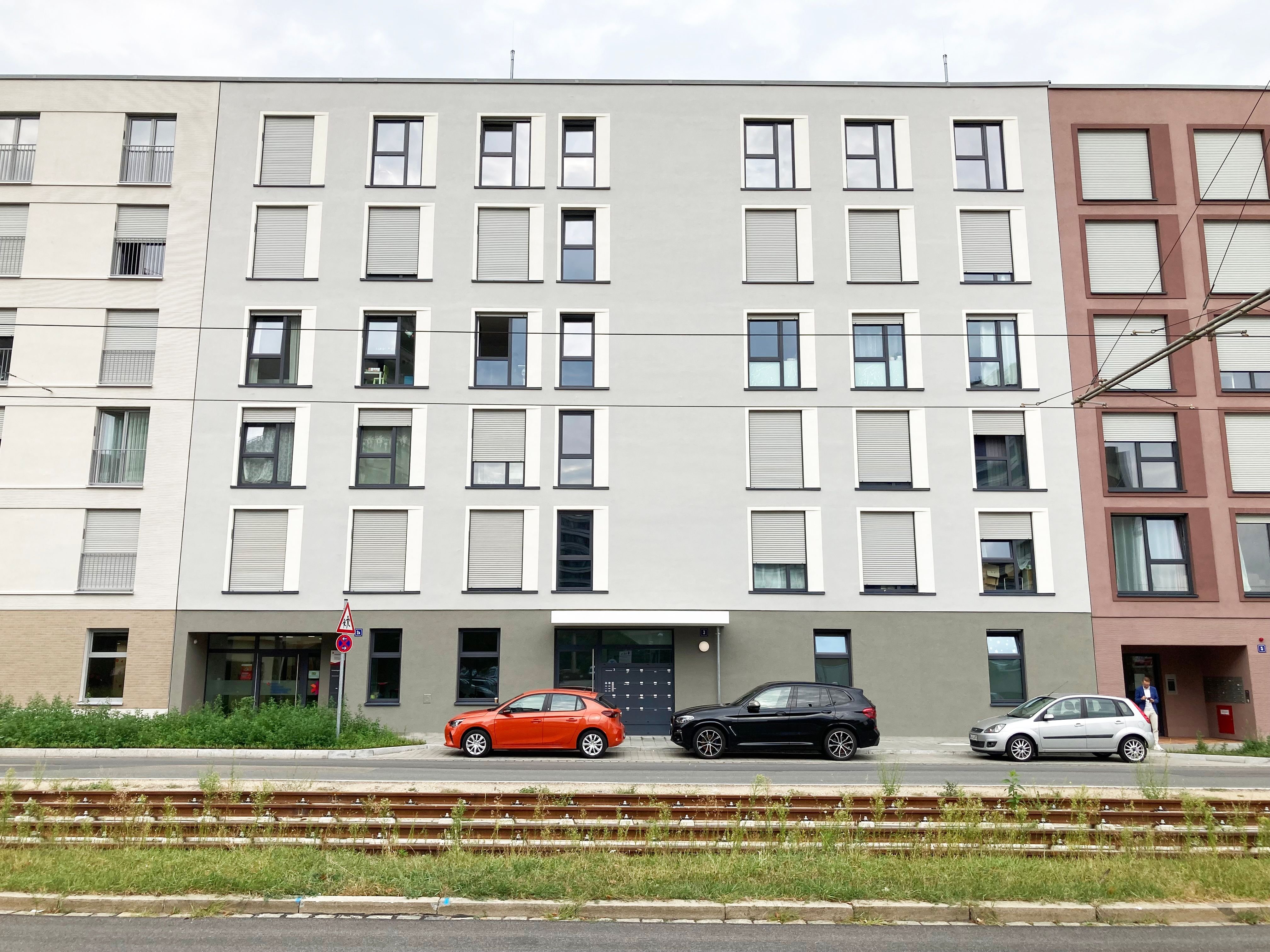 Wohnung zur Miete 727,23 € 3 Zimmer 72,7 m²<br/>Wohnfläche 5.<br/>Geschoss ab sofort<br/>Verfügbarkeit Scharrerstraße 3 Nürnberg 90478