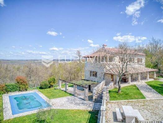 Haus zur Miete 2.500 € 4 Zimmer 250 m² Kringa Tinjan 52444