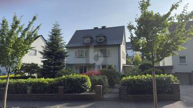 Einfamilienhaus zum Kauf 492.000 € 5 Zimmer 186 m² 1.434 m² Grundstück Attendorn Attendorn 57439