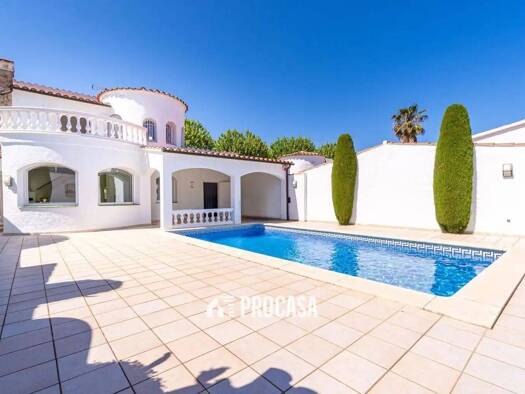 Chalet zum Kauf 1.050.000 € 6 Zimmer 251 m² Llobregat Castelló d'Empúries 17487