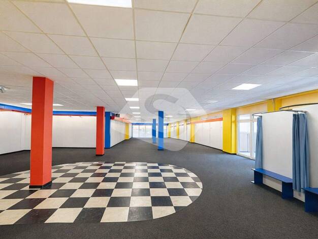 Bürofläche zum Kauf 1.120.000 € 3 Zimmer 493 m² Bürofläche teilbar von 100 m² bis 493 m² Stühlinger Freiburg im Breisgau 79106