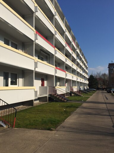 Wohnung zur Miete 270 € 2 Zimmer 35,6 m² 3. Geschoss frei ab sofort Burgstraße 62 Bitterfeld Bitterfeld-Wolfen 06749