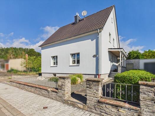 Einfamilienhaus zum Kauf 350.000 € 5 Zimmer 115 m² 535 m² Grundstück Wittlich Wittlich 54516