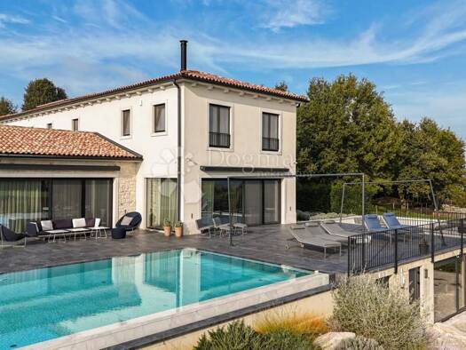 Haus zum Kauf 1.950.000 € 8 Zimmer 430 m² Motovun Motovun