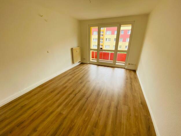 Wohnung zur Miete 480 € 3 Zimmer 59 m² 1. Geschoss frei ab sofort Mozartplatz 8 Görden Brandenburg an der Havel 14772