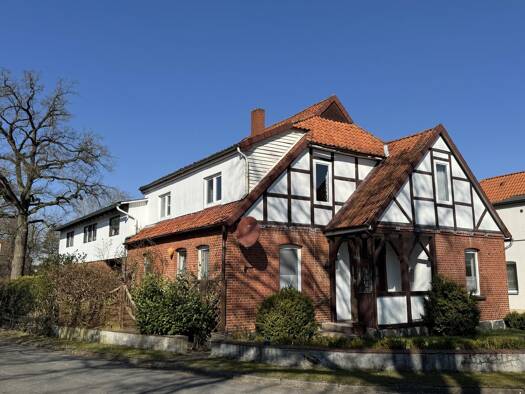 Mehrfamilienhaus zum Kauf 190.000 € 12 Zimmer 256 m² 2.776 m² Grundstück Stadensen Wrestedt 29559