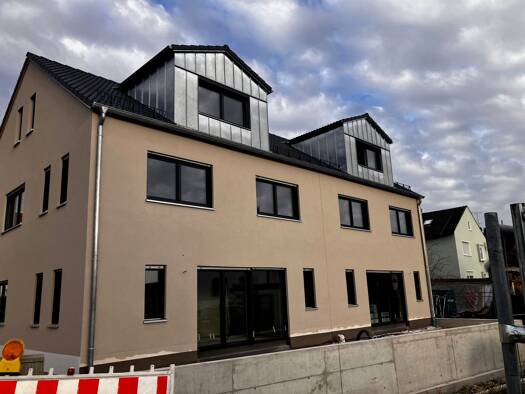 Reihenhaus zur Miete 1.750 € 4 Zimmer 130 m² frei ab 01.03.2026 Rackertshofener Straße 7 Wettstetten 85139