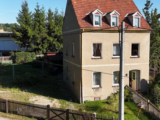 Einfamilienhaus zum Kauf 59.000 € 6 Zimmer 150 m² 746 m² Grundstück Dennheritz Dennheritz 08393