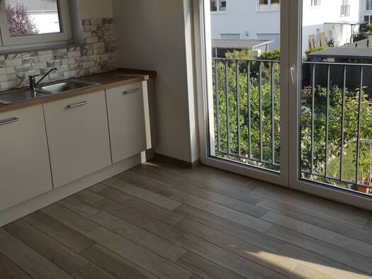 Wohnung zur Miete 1.950 € 4 Zimmer 120 m² Geschoss 1/2 frei ab 01.05.2026 Singen Singen (Hohentwiel) 78224